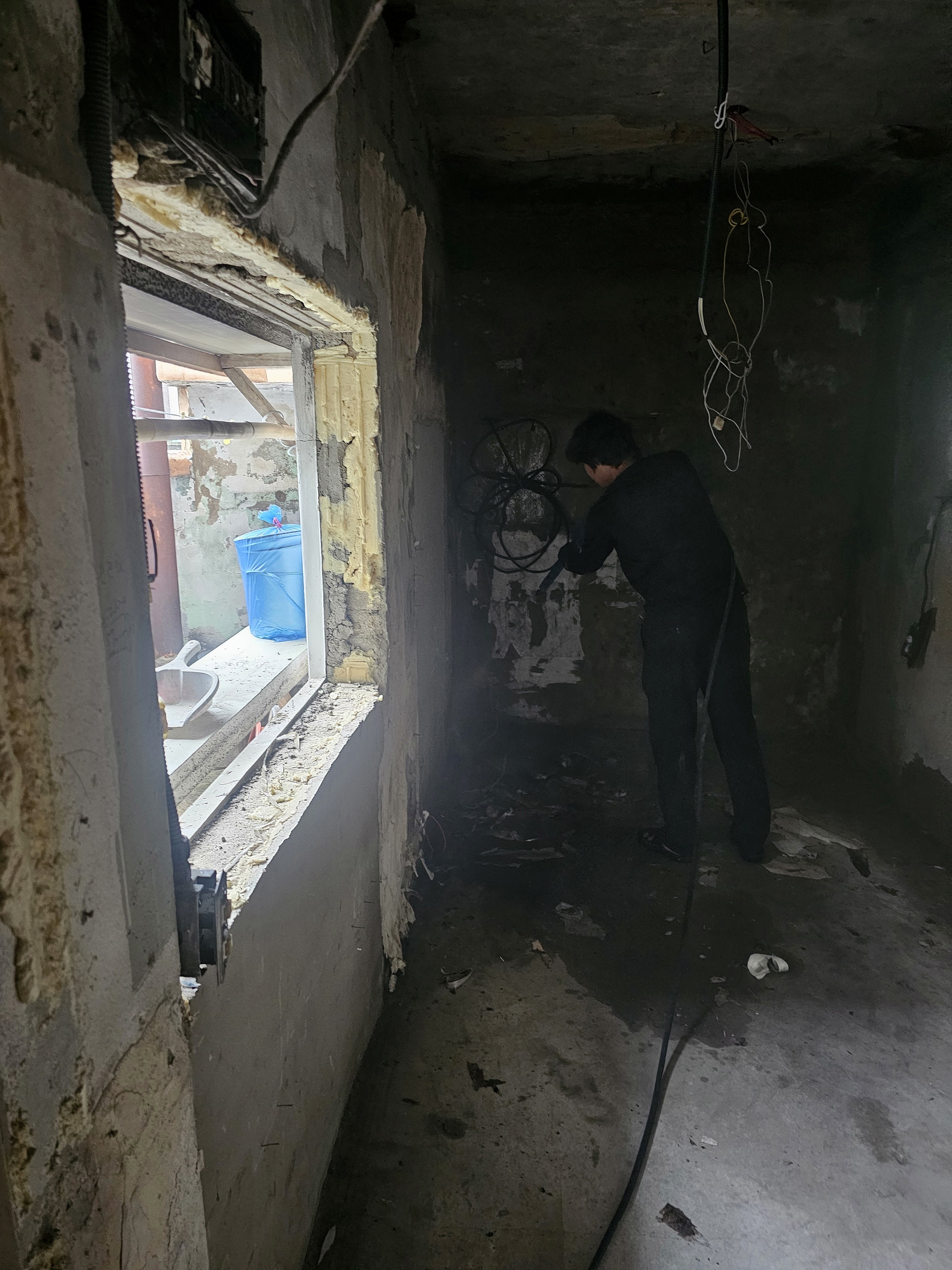 대전 화재청소 그을음 제거 중 사진